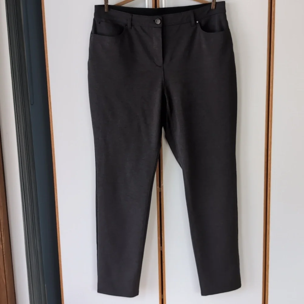 Chico's So Slimming Peyton Pant 1.5 10 Graphite Heather Grey